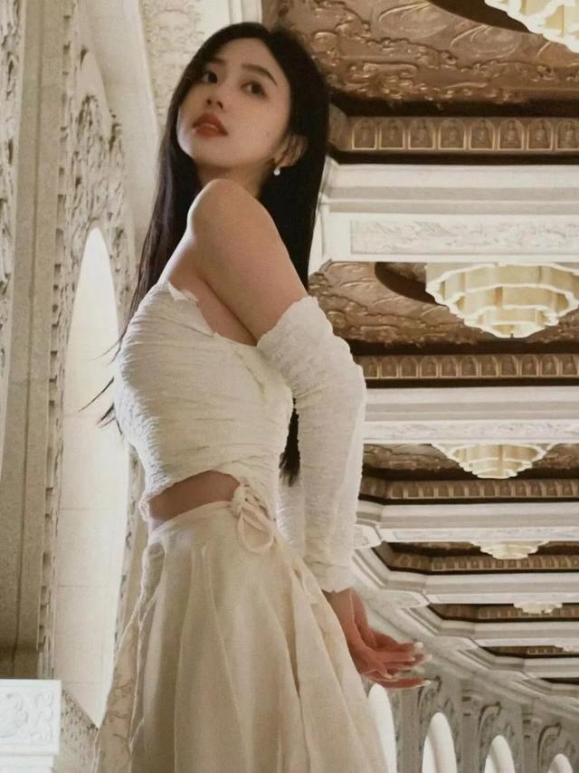 这是爷爷查过康熙字典给孩子取的名字，成年后四处碰壁