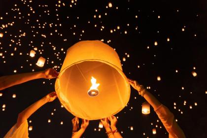 022元旦出生的女孩五行缺火取名精选寓意好的字"