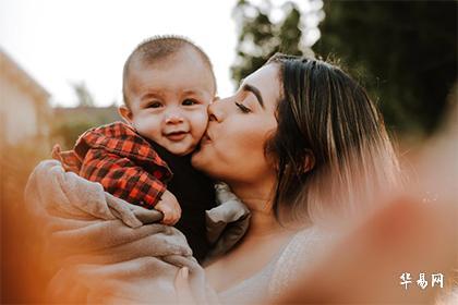 022年农历九月初四日出生缺火男孩起什么名字？"