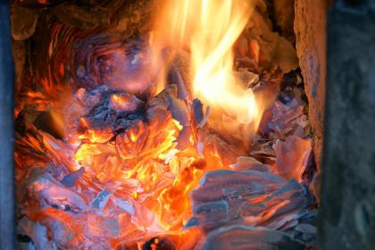 021年中元节出生男孩五行缺金起名，缺金取名常用字"