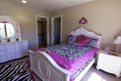 022年6月3日出生女孩缺金土取名大全文雅"