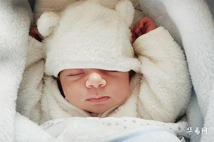 022年元宵节出生的男宝宝缺水取名，阳光帅气的名字精选"