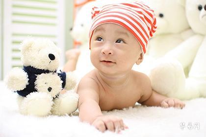 一、生肖合宜：顺蛇之性纳吉气