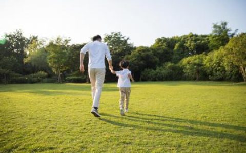 2020年农历九月十八日出生的男孩起什么名字？什么名字好听又吉利？