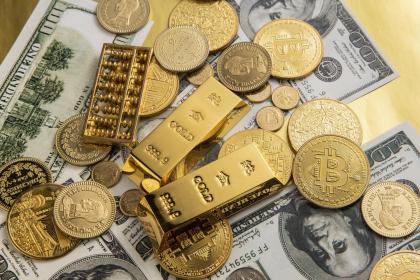 019年十月二十三出生的男孩怎么起名字，五行属什么"