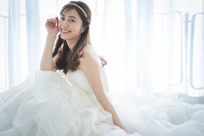 019年9月30号丑时出生的女孩起什么名字好，五行属什么"