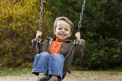 022年农历四月十八日出生男孩起名诗经楚辞"