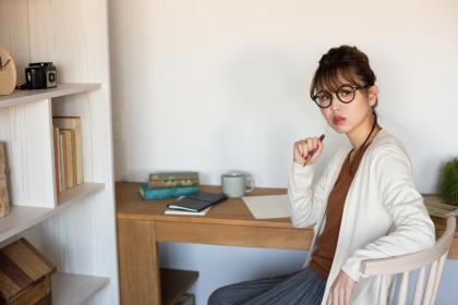 019年5月22号出生的双胞胎女孩如何起名，五行属什么？"