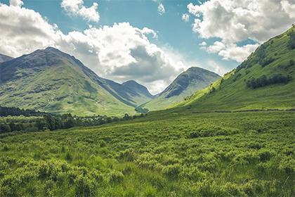 019年9月10号戌时出生的男孩如何起取个不错的名字和五行属性"