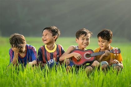 晚上出生的属猴男孩起什么，应用什么字