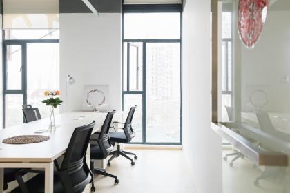 姓毕男孩霸气时尚的名字大全