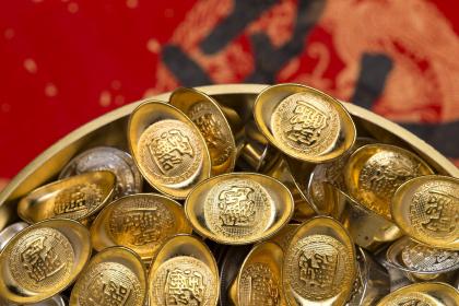 019年11月18号出生的男宝宝五行缺木怎么样取名"