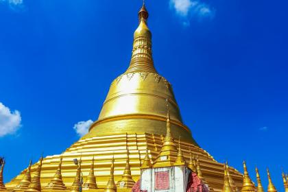 019年六月二十六出生的双胞胎男孩如何起名字,五行属什么？"