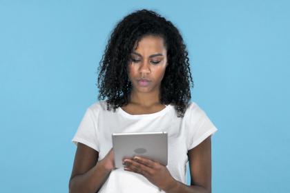 处暑凌晨出生的女孩如何起名字