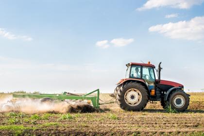 019年9月3号申时出生的男孩如何起取个大气的名字和五行属性"