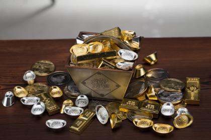 019年3月20出生的男宝宝五行缺水要如何起名字"