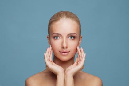 019年七月半中元节出生的女孩八字缺木名字怎么取好？"