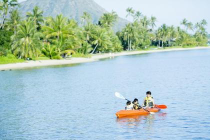 019猪年秋分出生女孩五行缺水要怎么起名字"