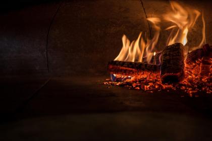 018年霜降生的八字五行缺土男孩名字起名"