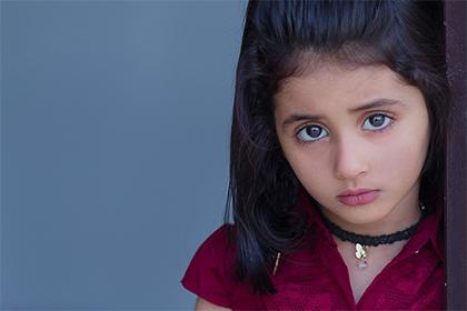 019年7月22号酉时出生的女孩该怎么起名，五行是什么？"