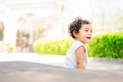 晚上8点出生的属蛇男孩如何起名，适合用什么字