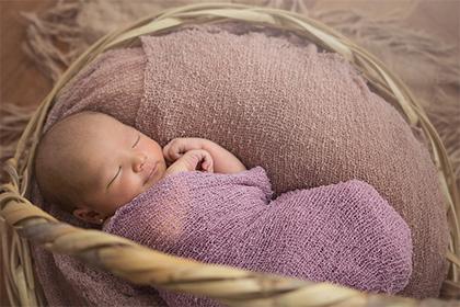 农历2019年三月初二寅时出生的女宝宝如何起名字吉祥，五行属什么