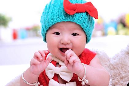 月2号上午10点出生的女宝宝要怎么起名字"