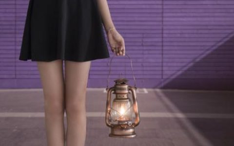 2019年8月27号子时出生的女孩的起名方法，五行属什么