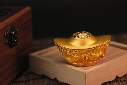 019年11月13号出生的男宝宝五行缺木怎么样取名"