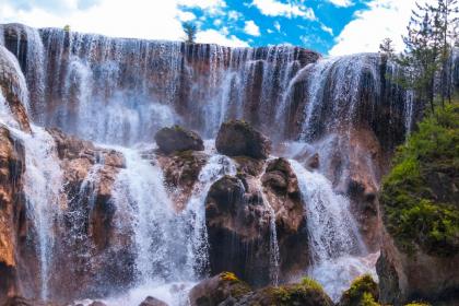 019年十月二十出生的男孩怎样起名字，五行属什么"