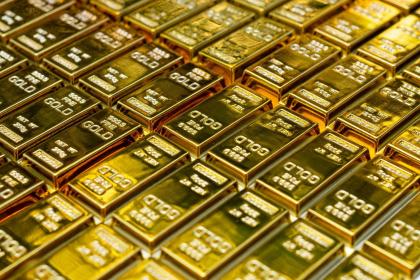 019年七月十五出生的男孩怎样起名字，五行属什么"