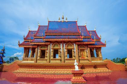 傍晚7点出生的属蛇男孩要如何起名，宜用什么字