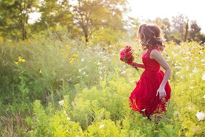 019年3月24号凌晨出生的女孩起名字要注意什么"